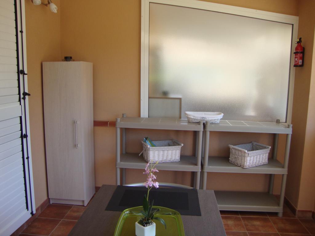 Camping Residence Chalet La Pomposa Terrazzoni Bonifacio  Room photo